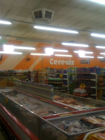 Super Golff - Supermarket in Londrina